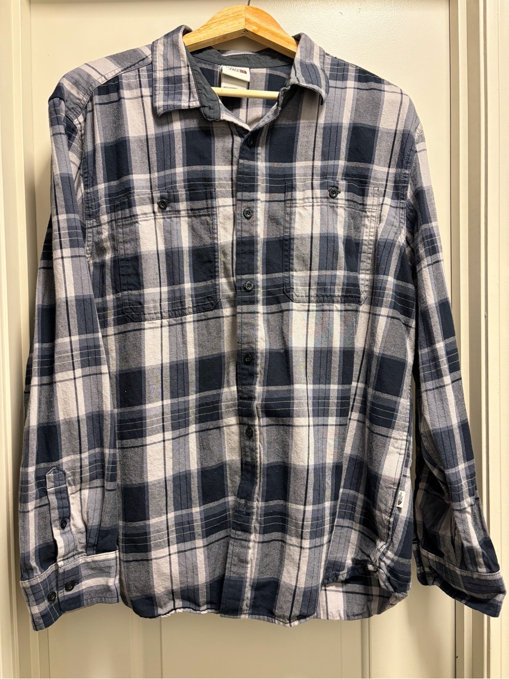 The North Face Arroyo Flannel Shirt Men’s XL Button Down Plaid Navy Gray Hiking